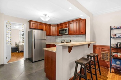 Set on a picturesque block in the Historic Crown Heights - photo 14