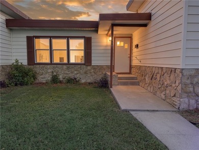 Conveniently located in the heart of Corpus Christi's - photo 16
