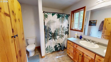 Private Acreage Retreat with Single-Level Living & Incredible - photo 18