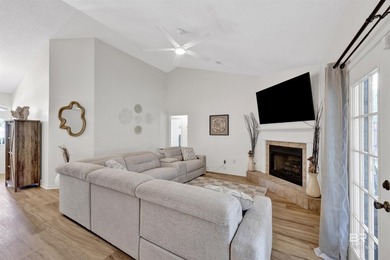 Live your best coastal life in this stunning, fully renovated - photo 5