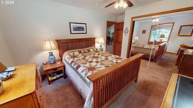 Private Acreage Retreat with Single-Level Living & Incredible - photo 25