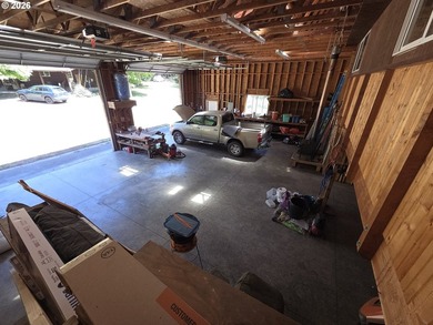 Private Acreage Retreat with Single-Level Living & Incredible - photo 30