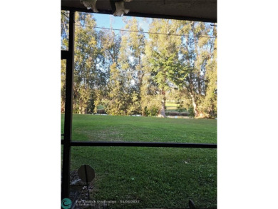 Lake Condo For Sale in Hollywood, Florida