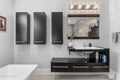 Introducing 3402 Turnbuckle Lane-a designer-owned custom built