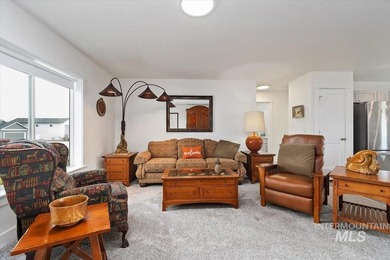 Welcome home to this better-than-new, thoughtfully designed - photo 15