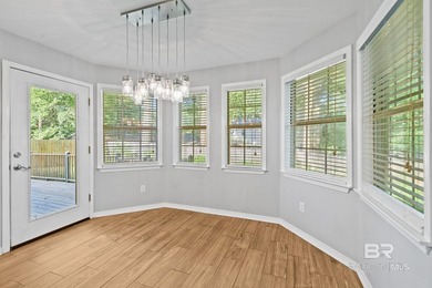 Charming home tucked away on a cul-de-sac in Lake Forest with - photo 18