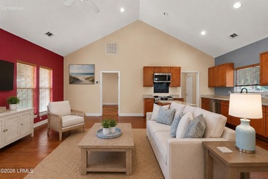 This charming 3-bedroom, 2-bathroom single-family residence - photo 9