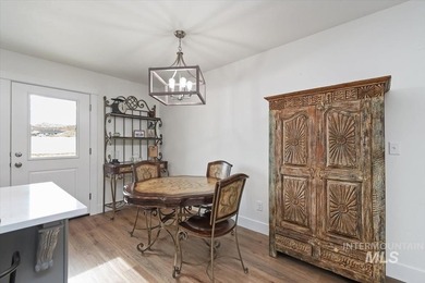 Welcome home to this better-than-new, thoughtfully designed - photo 19