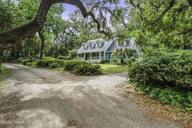 Lake Home For Sale in Beaufort, South Carolina