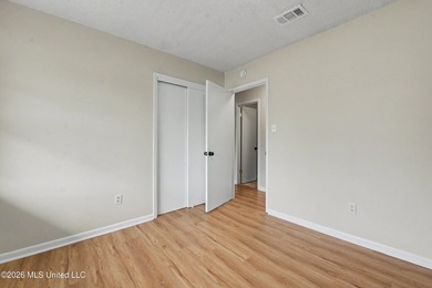 Move-in ready and priced to sell! This beautifully refreshed - photo 18