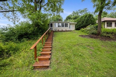 Opportunity knocks for waterfront living! Enjoy beautiful Lake - photo 2