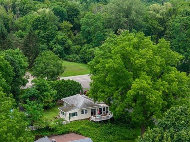 Opportunity knocks for waterfront living! Enjoy beautiful Lake - photo 3