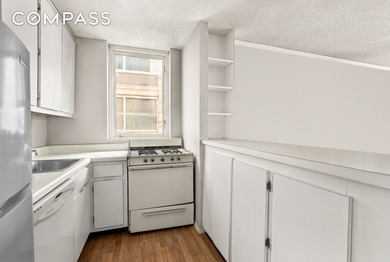 Bring your architect or contractor to reimagine this high-floor - photo 5