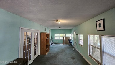 Investor or Handyman Special! CASH ONLY! Just 10 min North of - photo 33