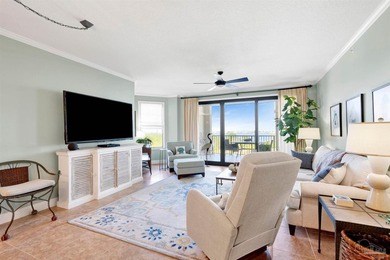 Spacious 3rd floor - 3 Bedroom/3.5 Bath Condo contiguous to the - photo 33