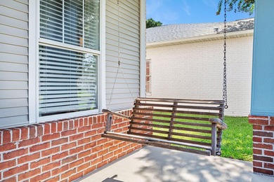 This beautiful and well-maintained 4-bedroom, 2.5-bath home is - photo 4