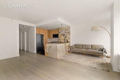 Renovated oversized 1 Bedroom 1.5 Bathroom (easily converts to a - photo 4
