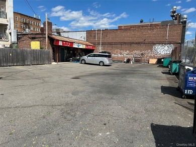 3 Stores, Strip Center on Northern Blvd. 4,575 Sq. Ft. parking - photo 3