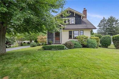 Craftsman charm meets today's modern updates! This beautifully - photo 1
