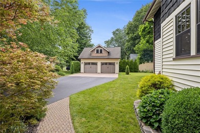 Craftsman charm meets today's modern updates! This beautifully - photo 7