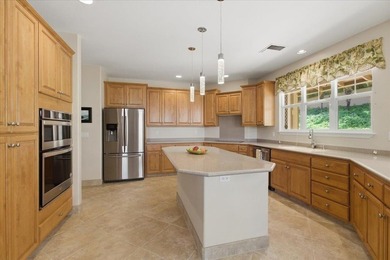 Welcome home to this impeccably maintained, turn-key residence - photo 12