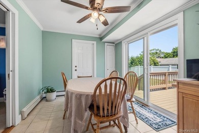Welcome to 3 Cherry Street in Massapequa! This turnkey 3-bedroom - photo 13