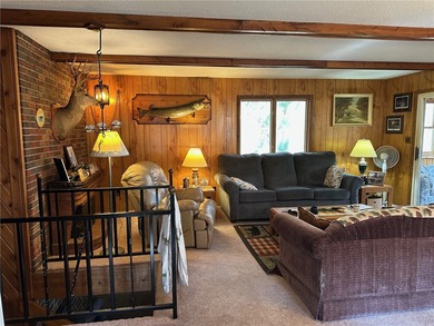 Room for the whole family!! Located on 101' feet of lake - photo 8