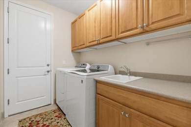 Welcome home to this impeccably maintained, turn-key residence - photo 26