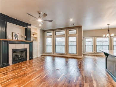 Welcome to your dream Craftsman Bungalow in the esteemed Frisco - photo 9