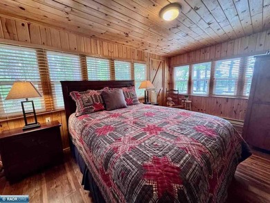 Charming 3 Bedroom Retreat Amidst Towering Pines! This - photo 17