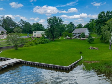 Beautiful Waterfront Home and Boathouse on Lake Palestine - photo 5