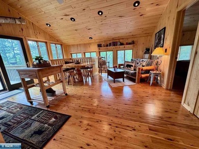 Charming 3 Bedroom Retreat Amidst Towering Pines! This - photo 26