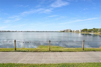 Best location in all of Lake Emerald! Ground floor, corner unit - photo 27