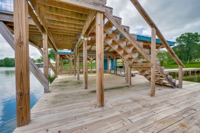 Beautiful Waterfront Home and Boathouse on Lake Palestine - photo 44
