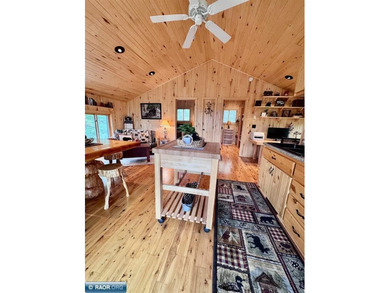 Charming 3 Bedroom Retreat Amidst Towering Pines! This - photo 31