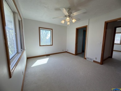 ESTATE-SCALE LUXURY UNDER $191 PER SQFT. Adjacent to Curt - photo 33