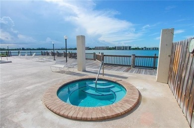 Best location in all of Lake Emerald! Ground floor, corner unit - photo 35