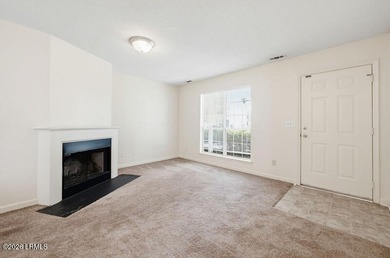 Left side of this townhome in quiet residential neighborhood - photo 2
