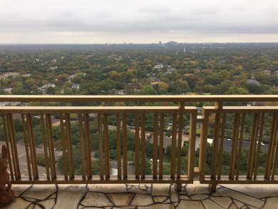 For Sale! Great Investment property currently leased! Oversized