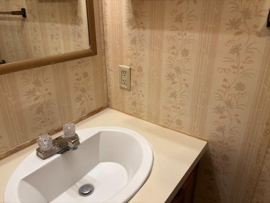 Wao what a great starter home with a price to sell just need - photo 12