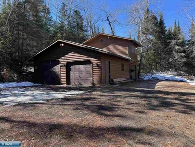 Experience lake life at its finest with this charming 3-bedroom - photo 13
