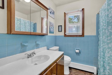 Spacious 3-bedroom, 1-bath ranch ideally located just minutes - photo 15