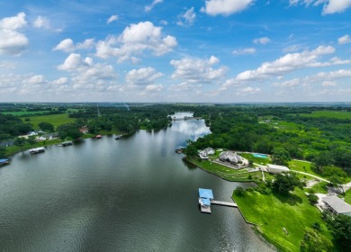 Beautiful Waterfront Home and Boathouse on Lake Palestine - photo 47