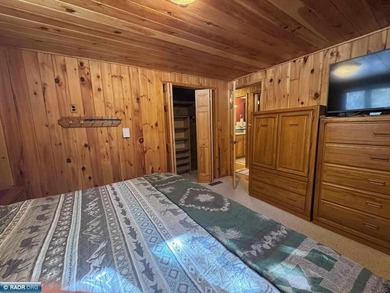 Experience lake life at its finest with this charming 3-bedroom - photo 27