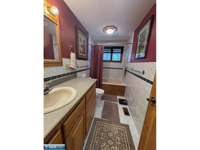 Experience lake life at its finest with this charming 3-bedroom - photo 32