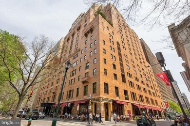 Live right on Rittenhouse Square! Step out of the lobby, cross - photo 1