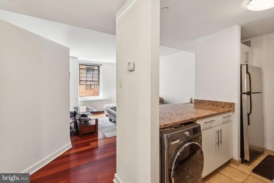 Live right on Rittenhouse Square! Step out of the lobby, cross - photo 9
