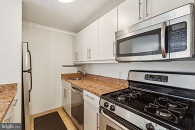 Live right on Rittenhouse Square! Step out of the lobby, cross - photo 10