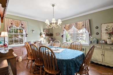 Stunning 4-BR, 2-Bath expanded Cape in the heart of Massapequa - photo 5