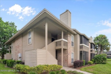 Lake Condo For Sale in Jacksonville, Florida